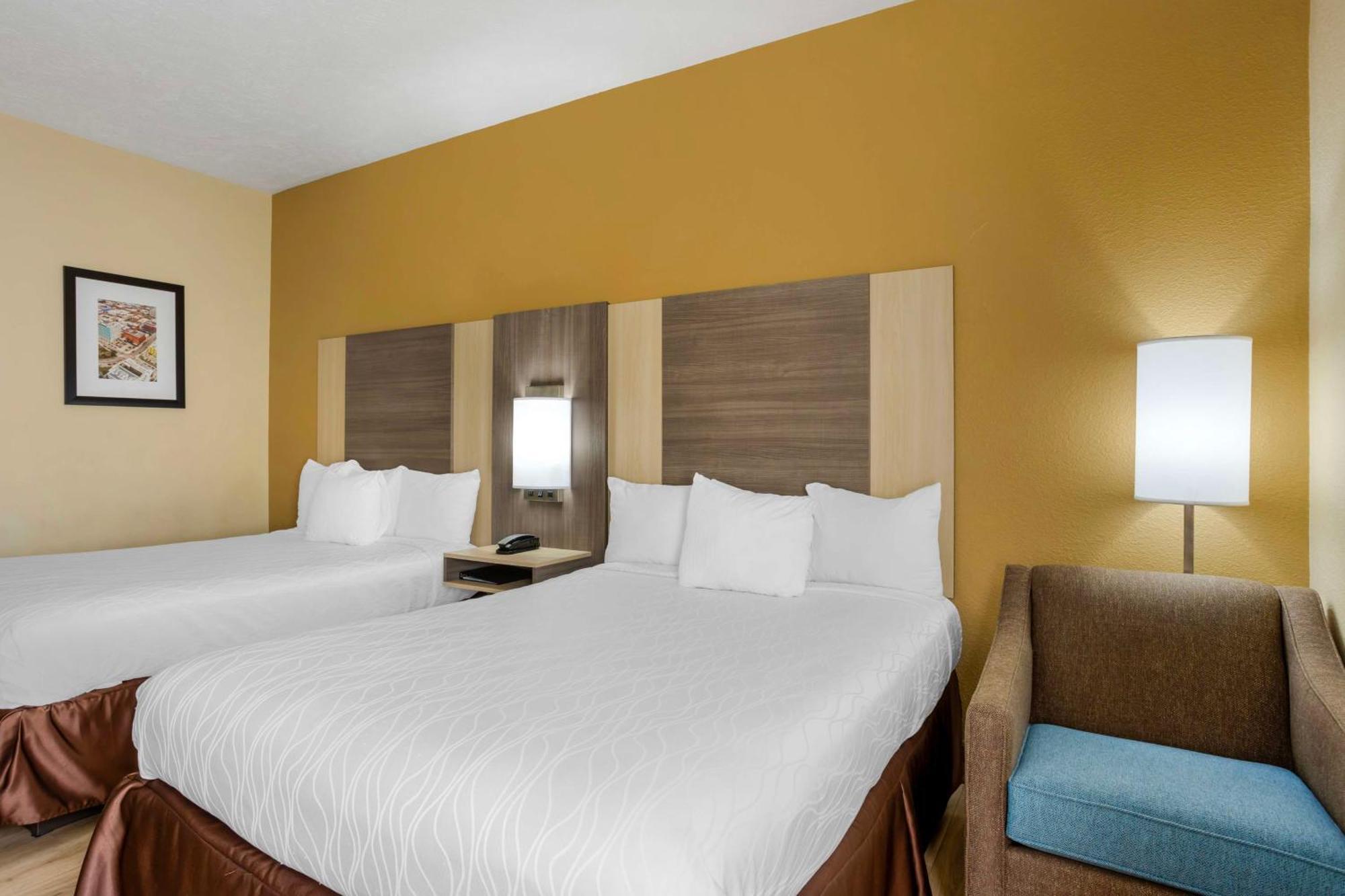 Best Western Plus Springfield Airport Inn Exterior foto